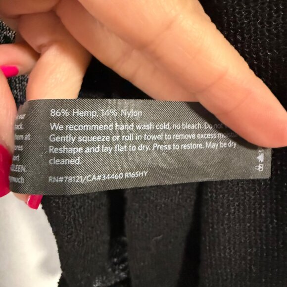 Eileen Fisher Lightweight Black Bolero Style Cropped Cardigan Size L - Picture 3 of 6